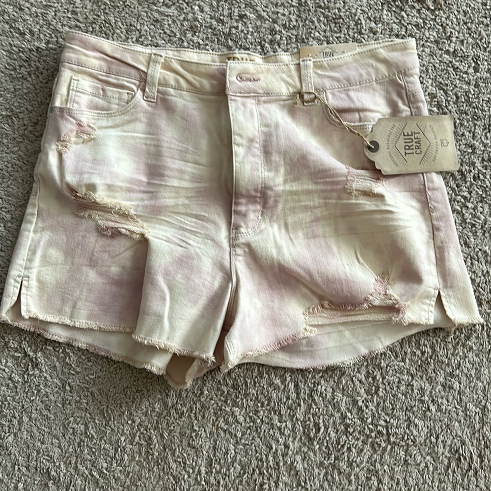 True Craft Blush Tye Die denim short NWT size 13